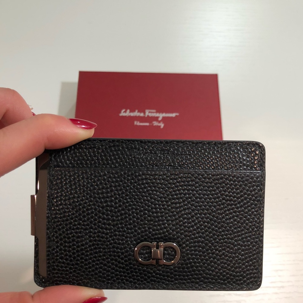 Salvatore Ferragamo men’s money clip NWOT